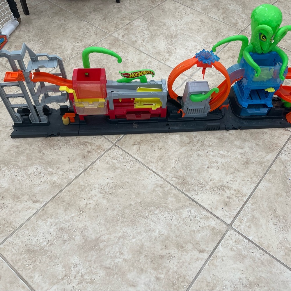 Hot Wheels Car Wash